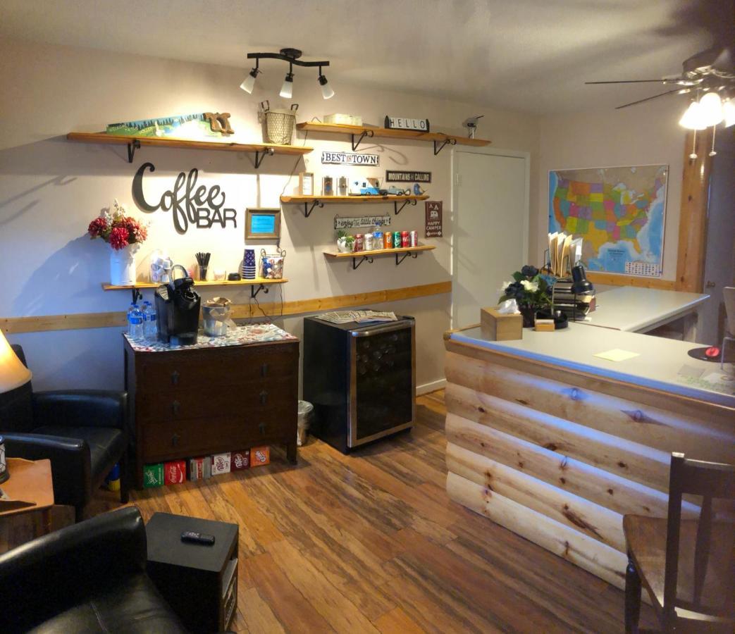Mountain View Guest Motel Екстериор снимка