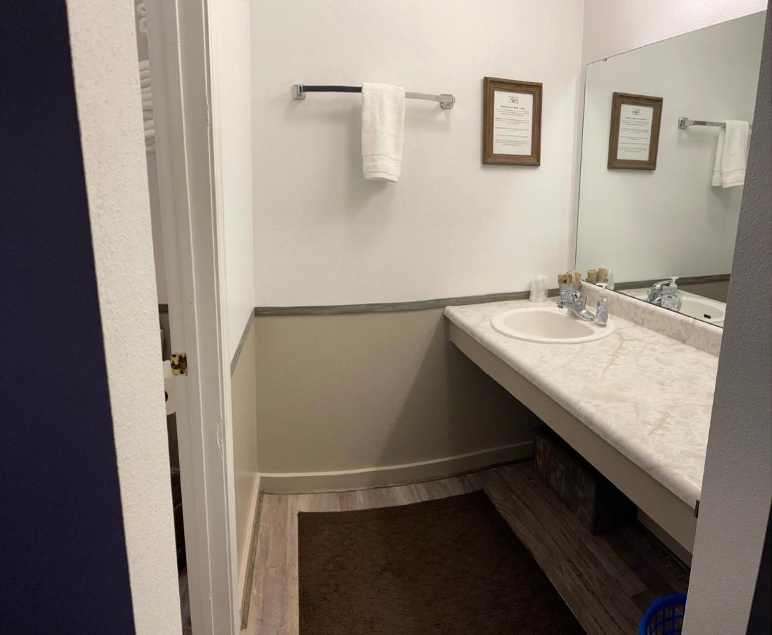 Mountain View Guest Motel Екстериор снимка
