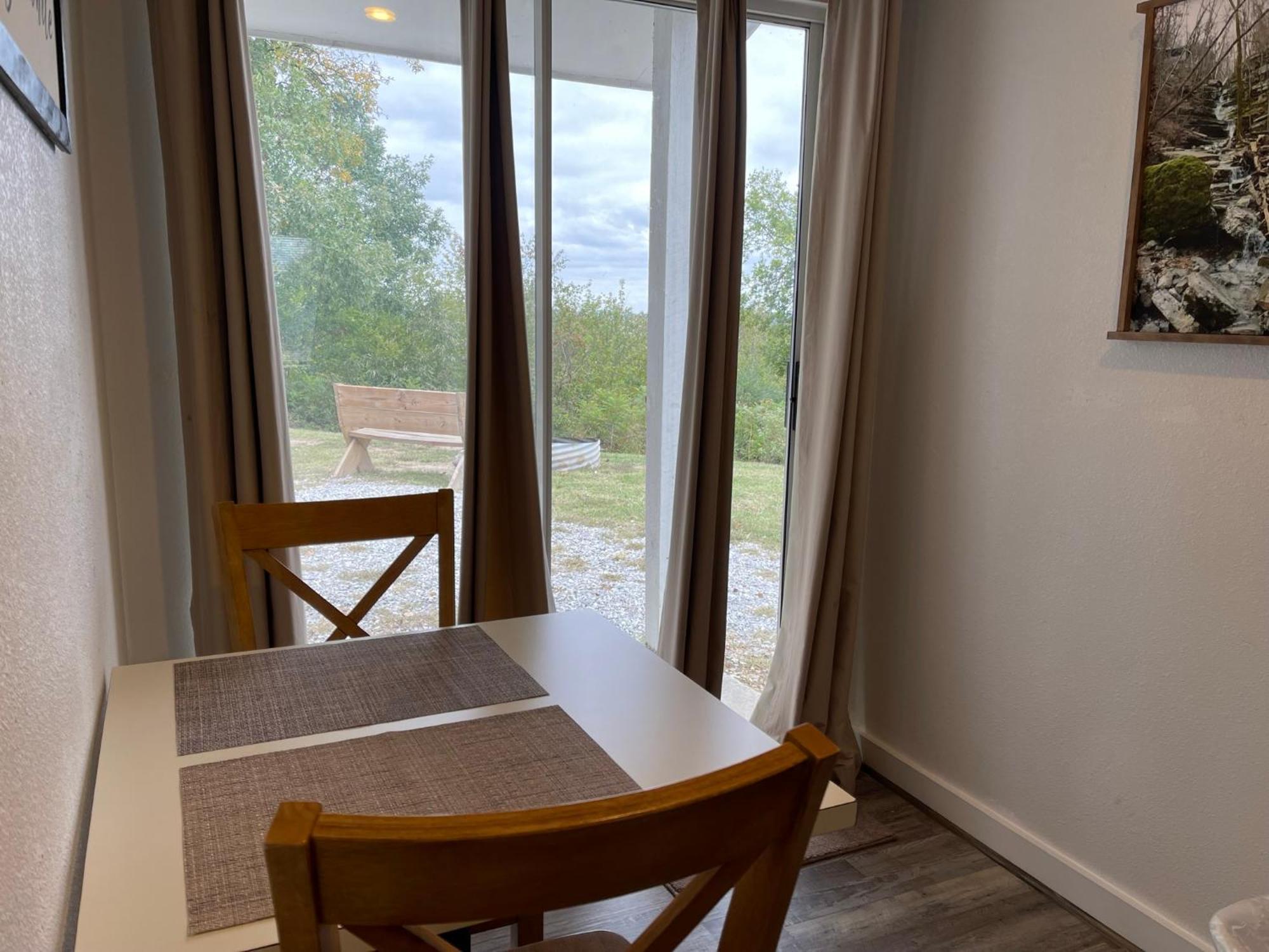Mountain View Guest Motel Екстериор снимка