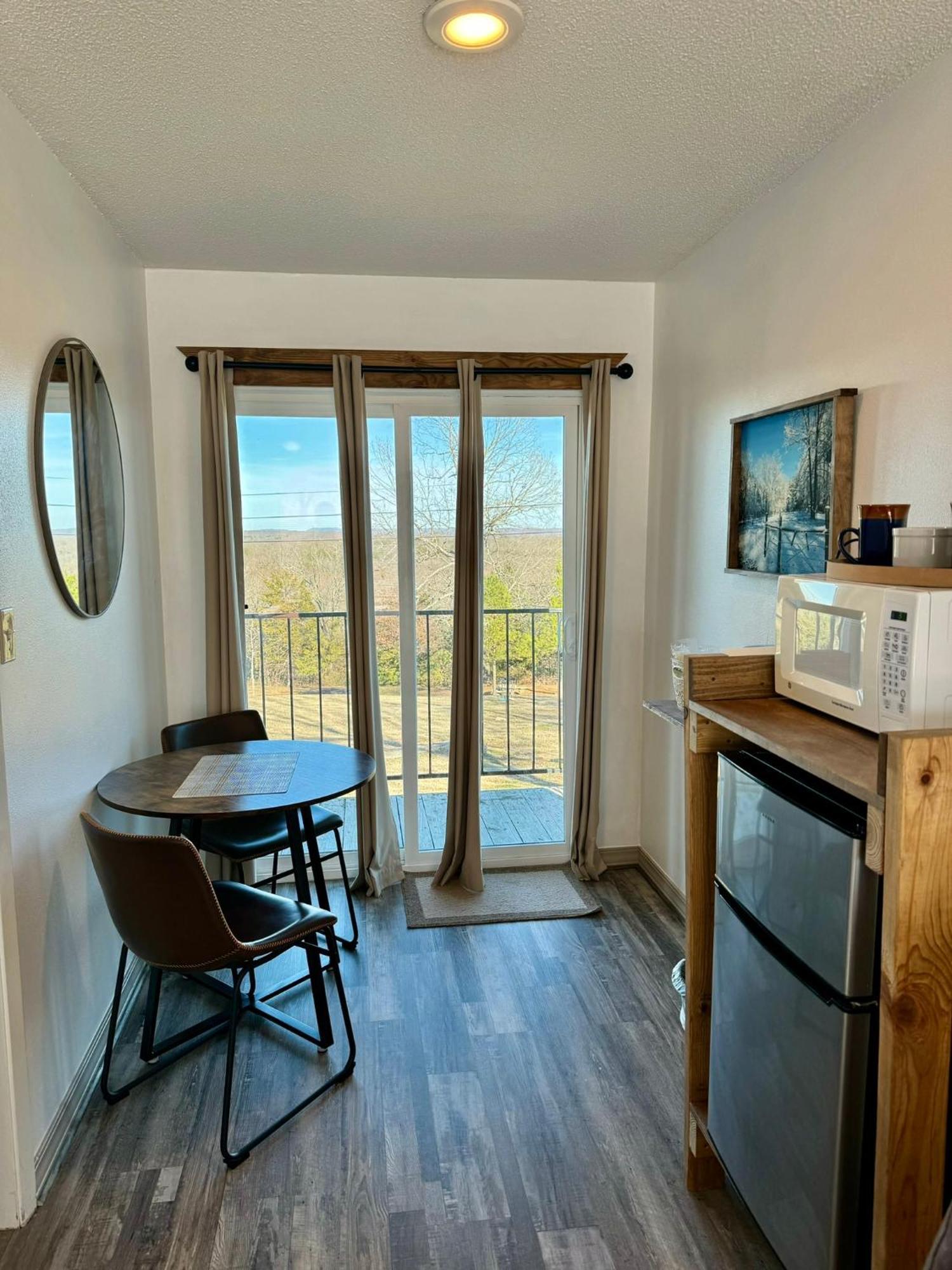Mountain View Guest Motel Екстериор снимка