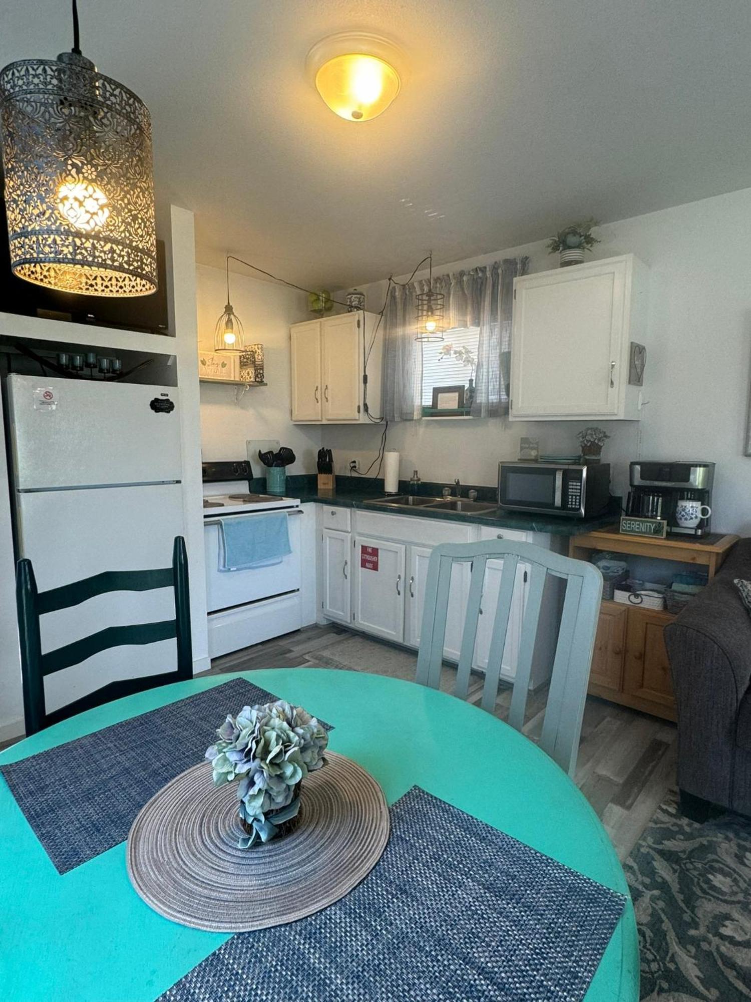Mountain View Guest Motel Екстериор снимка