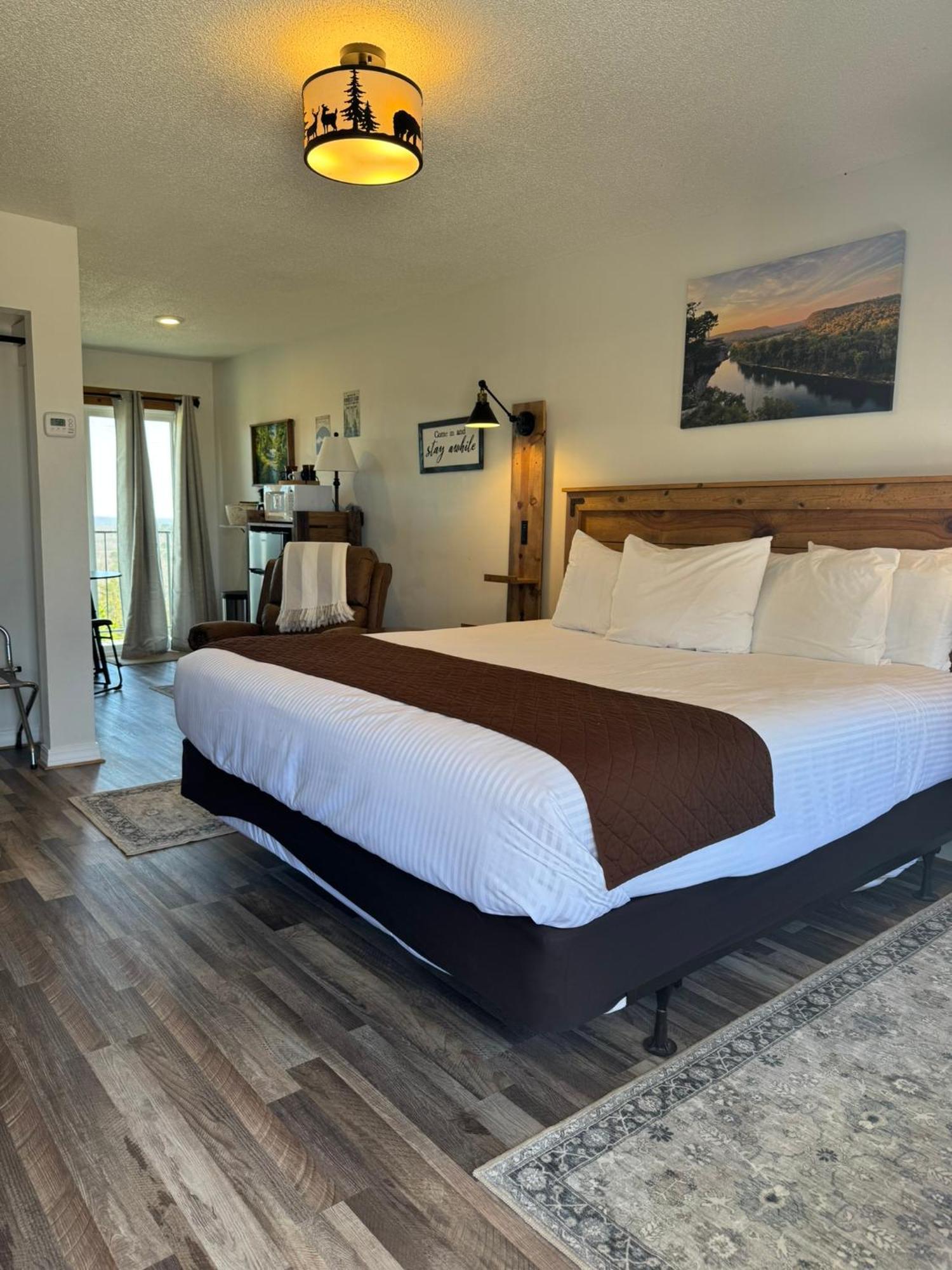Mountain View Guest Motel Екстериор снимка